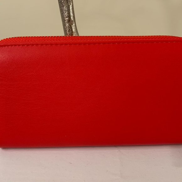 Badgley Mischka - Red Vegan Leather  wallet with gold studs and monogram. NWT - Picture 3 of 7
